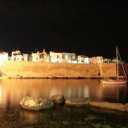 Casa Della Madia * Monopoli